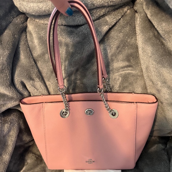 Coach Pebble Leather Turnlock Chain Tote - Powder Pink - Picture 2 of 11